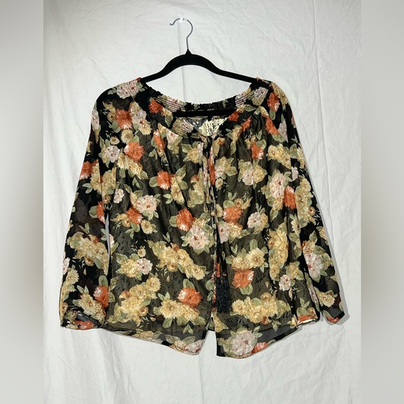 Miss Me button up top - Picture 2 of 3